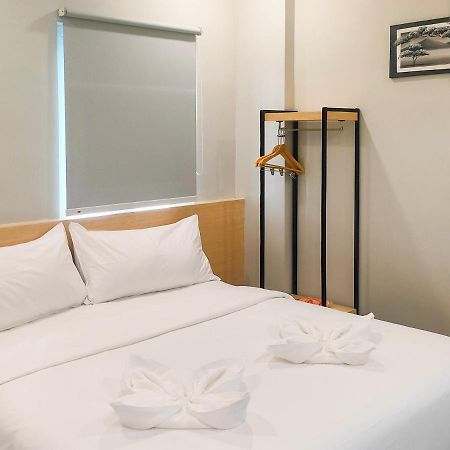 Travel Biz Hotel Medan Mitra Reddoorz Exterior photo
